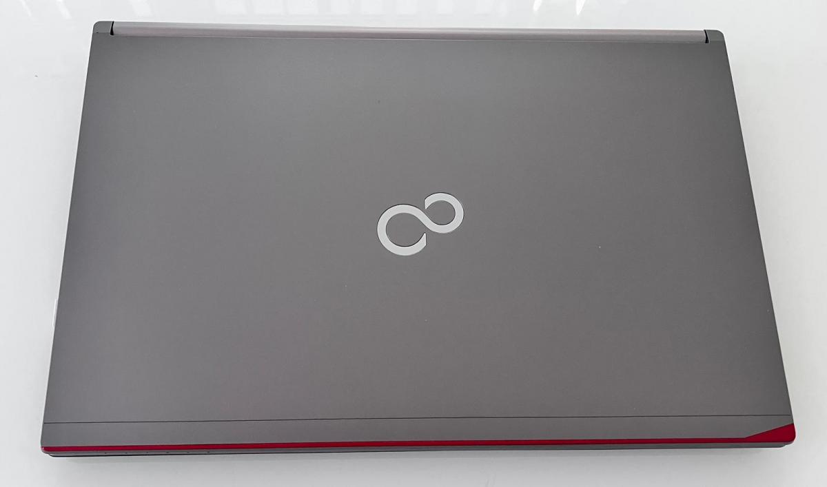 Fujitsu LIFEBOOK E754